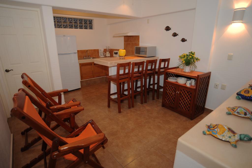 La Ceiba Del Mar Apartman Zihuatanejo Szoba fotó